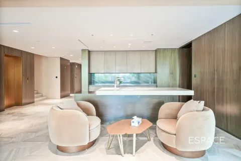 Villa til salg i Palm Jumeirah, Dubai, UAE 5 soveværelser, 1145 kvm № 649628 - foto 4