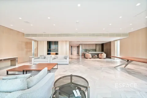 Villa til salg i Palm Jumeirah, Dubai, UAE 5 soveværelser, 1145 kvm № 649628 - foto 5