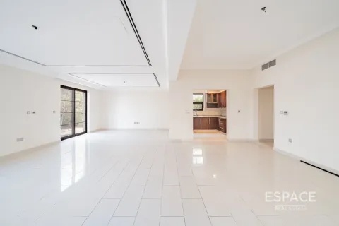Villa till försäljning i Arabian Ranches 2, Dubai, UAE 3 sovrum, 292 kvm Nr. 649627 - fotografi 3