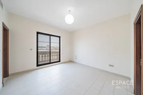 Villa till försäljning i Arabian Ranches 2, Dubai, UAE 3 sovrum, 292 kvm Nr. 649627 - fotografi 11