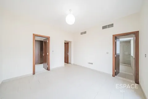 Villa till försäljning i Arabian Ranches 2, Dubai, UAE 3 sovrum, 292 kvm Nr. 649627 - fotografi 14