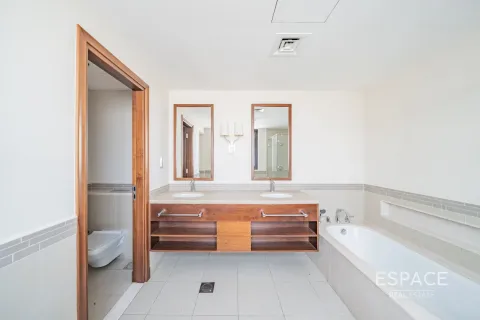 Villa till försäljning i Arabian Ranches 2, Dubai, UAE 3 sovrum, 292 kvm Nr. 649627 - fotografi 15