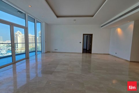 Apartamento en alquiler en Palm Jumeirah, Dubai, EAU 3 dormitorios, 211.8 m2 № 661841 - foto 5