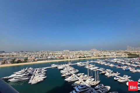 Apartamento en alquiler en Palm Jumeirah, Dubai, EAU 3 dormitorios, 211.8 m2 № 661841 - foto 15