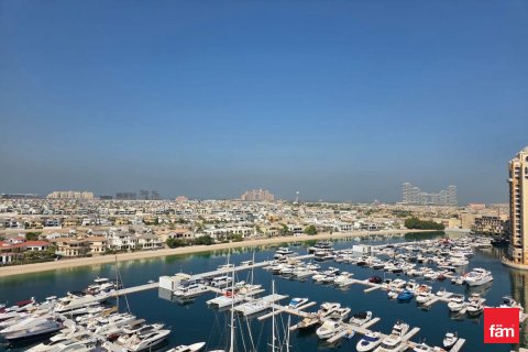 Apartamento en alquiler en Palm Jumeirah, Dubai, EAU 3 dormitorios, 211.8 m2 № 661841 - foto 16