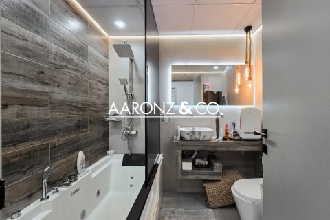 Apartamento en alquiler en Jumeirah Lake Towers, Dubai, EAU 2 dormitorios, 112 m2 № 701722 - foto 12