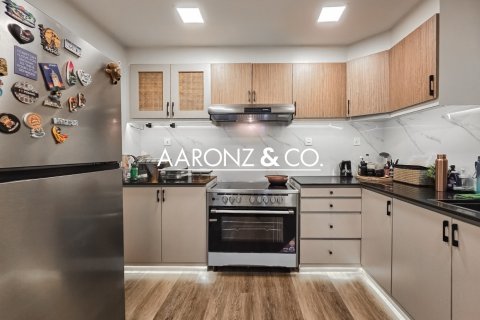 Apartamento en alquiler en Jumeirah Lake Towers, Dubai, EAU 2 dormitorios, 112 m2 № 701722 - foto 8