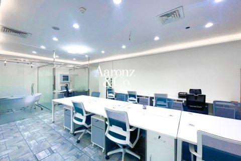 Office in Business Bay, Dubai, UAE 82 sq.m. № 701724 - photo 8