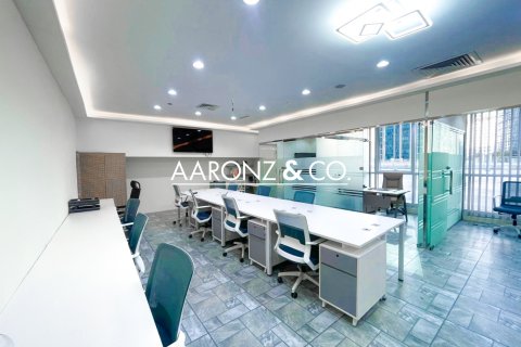 Office in Business Bay, Dubai, UAE 82 sq.m. № 701724
