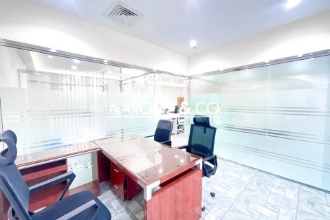 משרד להשכרה ב Business Bay, Dubai, איחוד האמירויות  82 מ"ר, מספר 701724 - תמונה 8