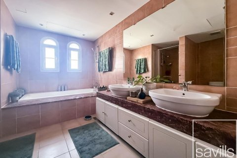 Таунхаус Jumeirah Village Triangle, Дубай, БАӘ-да 3 жатын бөлмелер, 240 м² № 650788 - фото 16