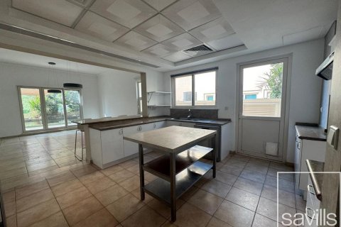 Villa til leje i Dubai Sports City, Dubai, UAE 5 soveværelser, 620 kvm № 650789 - foto 8