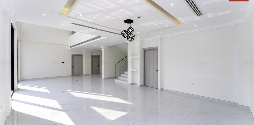 Villa in Al Furjan, Dubai, UAE 5 bedrooms, 600.1 sq.m. № 712939