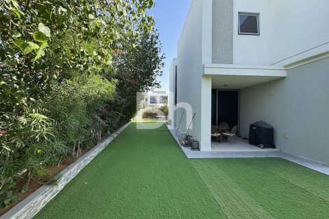 Vila v Dubai Hills Estate, SAE 3 spálne, 302 m2 č. 643793 - Fotografia 3
