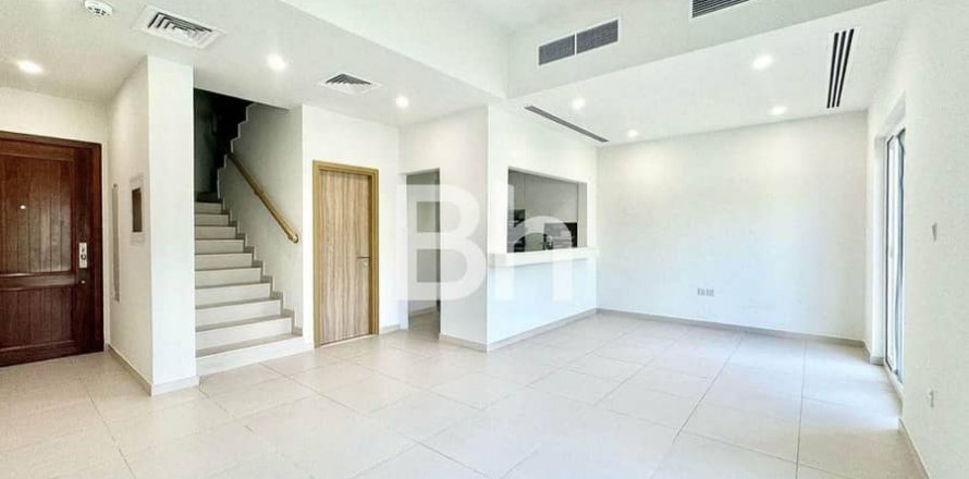 Kamienica w Dubai Land, Dubai, ZEA 3 sypialnie, 161 mkw. nr 643795