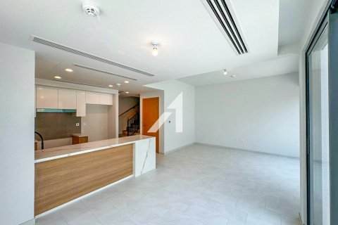 Townhouse in Dubai Land, UAE 4 bedrooms, 245 sq.m. № 688474 - photo 3