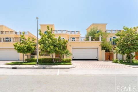 Vila u gradu Jumeirah Park, Dubai, UAE 4 spavaće sobe, 499 m2 Br. 641052 - Slika 28