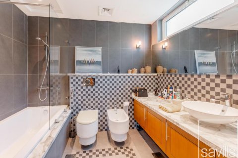 Vila u gradu Jumeirah Park, Dubai, UAE 4 spavaće sobe, 499 m2 Br. 641052 - Slika 16