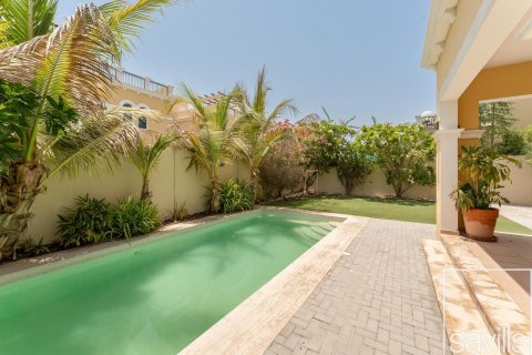Vila u gradu Jumeirah Park, Dubai, UAE 4 spavaće sobe, 499 m2 Br. 641052 - Slika 10