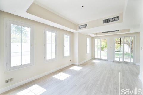 Townhouse in The Springs, Dubai, UAE 3 bedrooms, 209 sq.m. № 641050 - photo 1