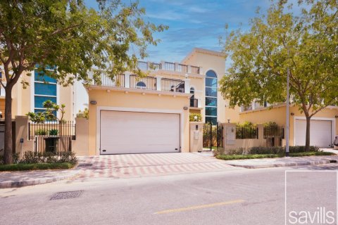 Βίλα σε Jumeirah Park, Dubai, ΗΑΕ 4 υπνοδωμάτια, 842 τ.μ. Αρ. 641056 - φωτογραφία 1