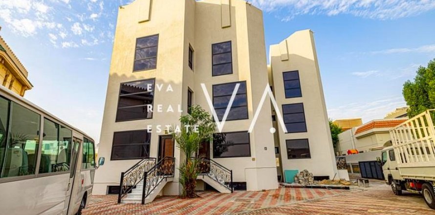 Shtëpi në qytet në Mirdif, Dubai, Emiratet e Bashkuara Arabe 4 dhoma gjumi, 278.7 m2. № 637661
