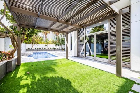 Villa in Meydan, Dubai, UAE 5 bedrooms, 799.22 sq.m. № 637619 - photo 3