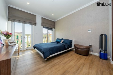 Вилла Дубай, БАӘ-да 3 жатын бөлмелер, 356.4 м² № 652428 - фото 23