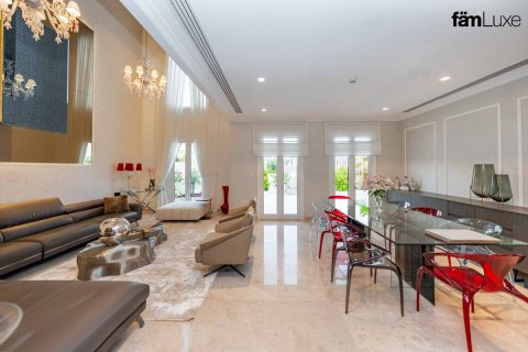 Вилла Дубай, БАӘ-да 3 жатын бөлмелер, 356.4 м² № 652428 - фото 2