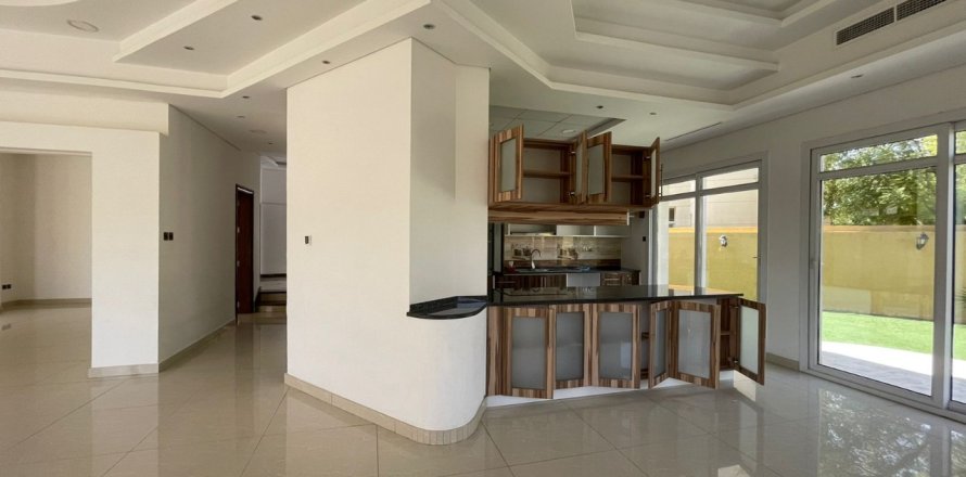 Willa w The Villa, Dubai, ZEA 5 sypialnie, 408.5 mkw. nr 757379