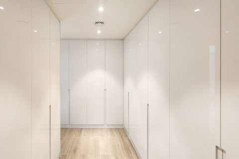 Vila u Dubai Land, UAE 5 spavaćih soba, 384.62 m2 Br. 757376 - fotografija 22