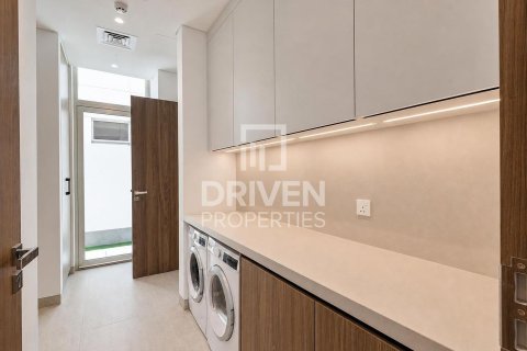 Vila v Jumeirah Park, Dubai, SAE 5 ložnice, 710.89 m² Č.: 765069 - fotografie 24