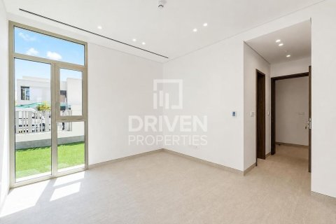 Vila v Jumeirah Park, Dubai, SAE 5 ložnice, 710.89 m² Č.: 765069 - fotografie 9