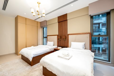 Apartamento en alquiler en Downtown Dubai (Downtown Burj Dubai), Dubai, EAU 3 dormitorios, 160 m2 № 750663 - foto 11