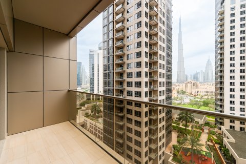 Apartamento en alquiler en Downtown Dubai (Downtown Burj Dubai), Dubai, EAU 3 dormitorios, 160 m2 № 750663 - foto 4