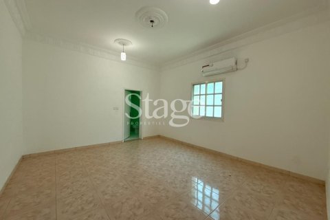 Купить виллу в Al Rawda, Аджман, ОАЭ 10 спален, 929м2, № 652595 - фото 4