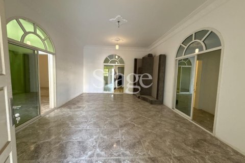 Купить виллу в Al Rawda, Аджман, ОАЭ 10 спален, 929м2, № 652595 - фото 16