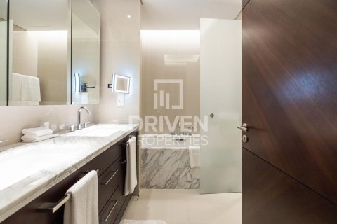 Appartamento in affitto a Downtown Dubai (Downtown Burj Dubai), Dubai, EAU 3 camere da letto, 225.94 mq. № 756871 - foto 18