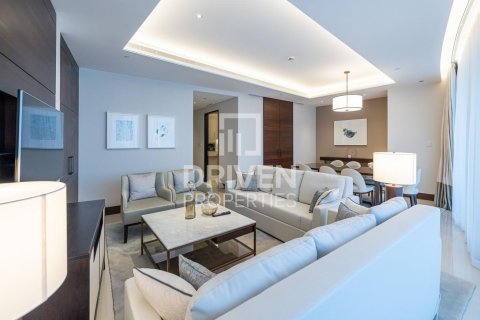 Appartamento in affitto a Downtown Dubai (Downtown Burj Dubai), Dubai, EAU 3 camere da letto, 225.94 mq. № 756871 - foto 6