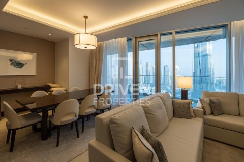 Appartamento in affitto a Downtown Dubai (Downtown Burj Dubai), Dubai, EAU 3 camere da letto, 225.94 mq. № 756871 - foto 13