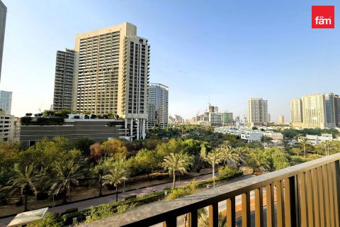 Apartment sa Dubai, UAE 3 silid-tulugan, 121.6 sq.m. № 758502 - larawan 12
