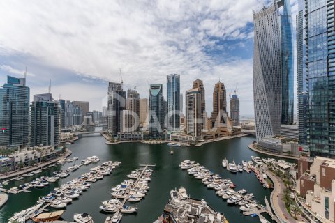 Appartamento a Dubai Marina, Dubai, EAU 3 camere da letto, 402 mq. № 710377