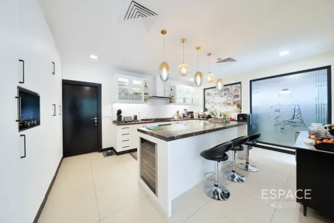 Arabian Ranches, Dubai, संयुक्त अरब अमीरात में विला, 5 बेडरूम, 557 वर्ग मीटर, संख्या 649481 - फ़ोटो 4