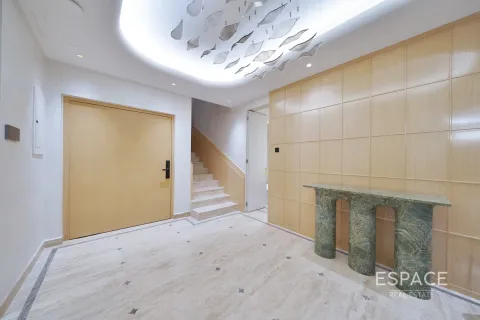 Villa til salg i Meadows, Dubai, UAE 4 soveværelser, 332 kvm № 649486 - foto 10