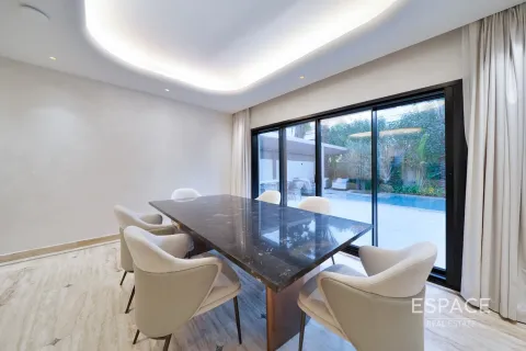 Villa til salg i Meadows, Dubai, UAE 4 soveværelser, 332 kvm № 649486 - foto 6
