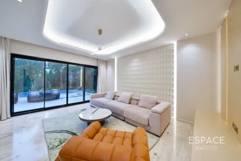 Villa til salg i Meadows, Dubai, UAE 4 soveværelser, 332 kvm № 649486 - foto 5