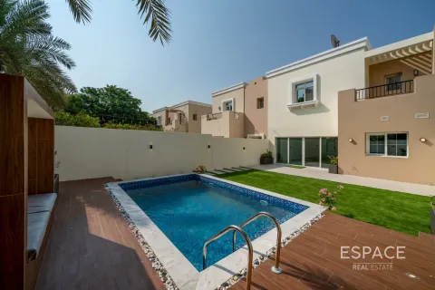 Villa sa Arabian Ranches, Dubai, UAE 3 silid-tulugan, 228 sq.m. № 649480 - larawan 17