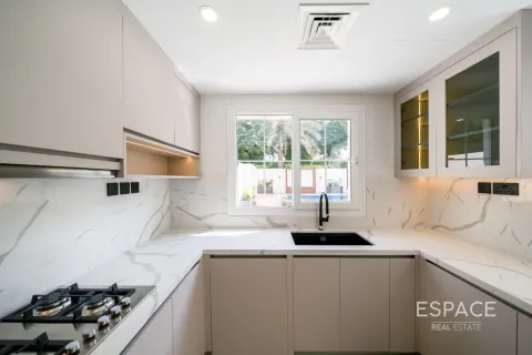 Villa sa Arabian Ranches, Dubai, UAE 3 silid-tulugan, 228 sq.m. № 649480 - larawan 5