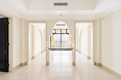 Apartment til salg i Downtown Dubai (Downtown Burj Dubai), Dubai, UAE 2 soveværelser, 132.02 kvm № 744173 - foto 5
