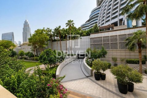 Apartment i Downtown Dubai (Downtown Burj Dubai), Dubai, UAE 2 soveværelser, 132.02 kvm № 744173